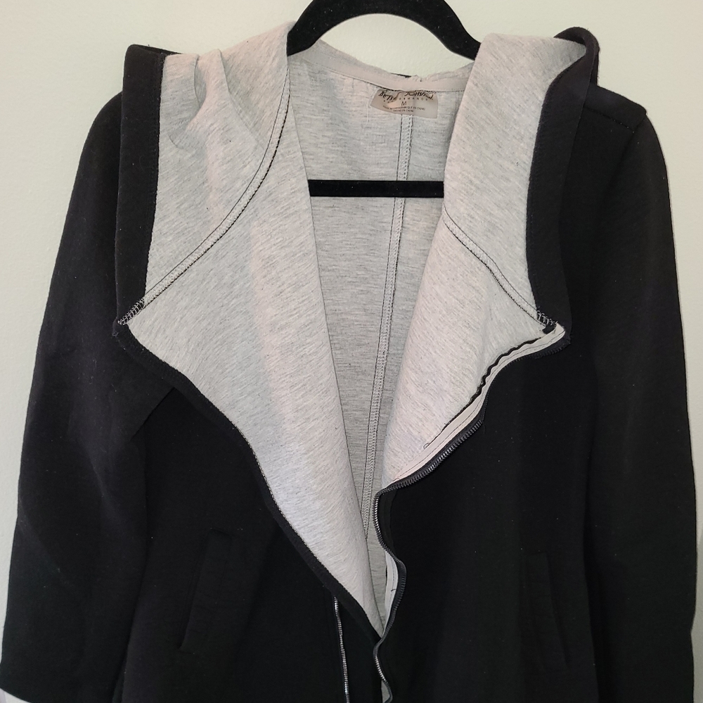 Betsey Johnson cross zip jacket size M